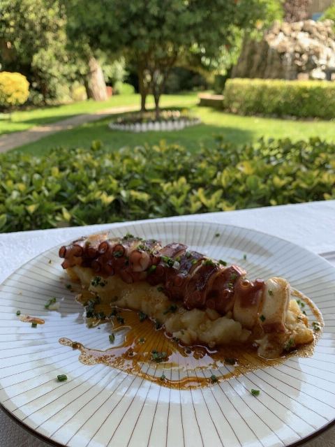 Plat: Pop a la brasa amb patata trufada